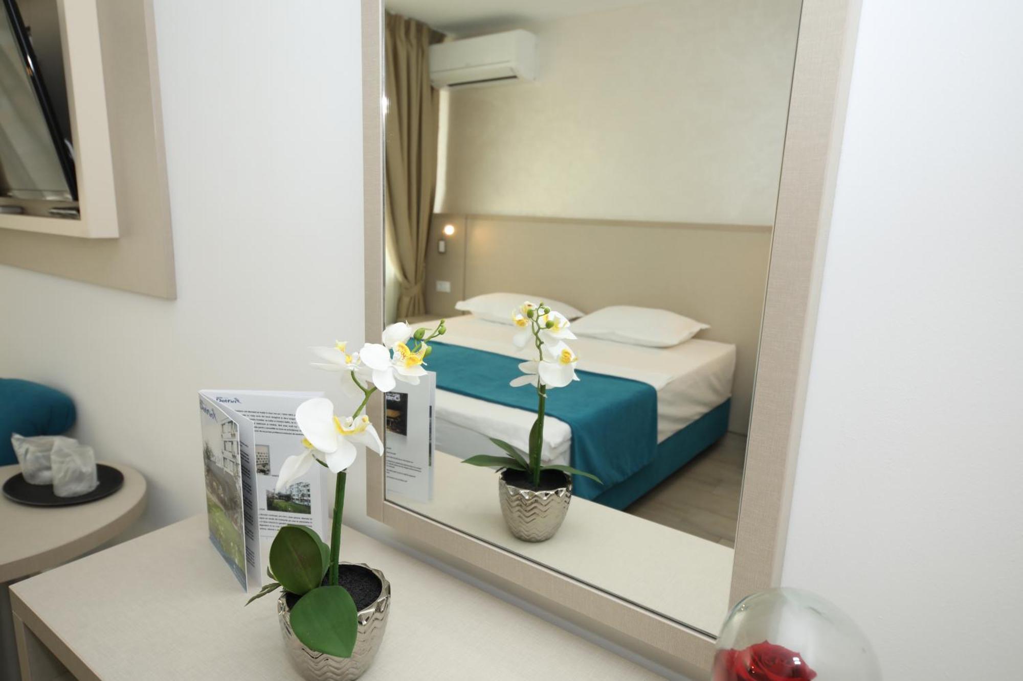 Hotel Delfin Mamaia Εξωτερικό φωτογραφία